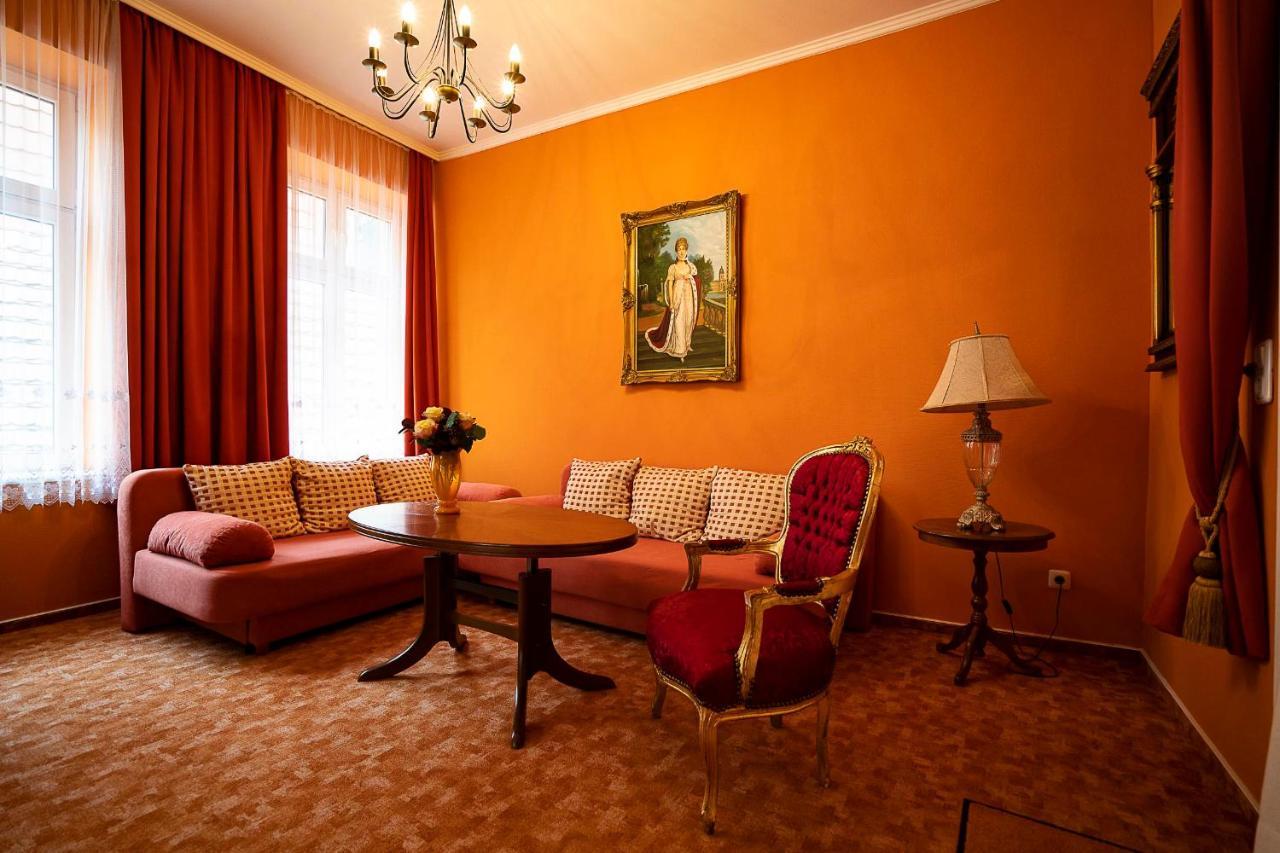 Pension Am Dom Schwerin  Esterno foto